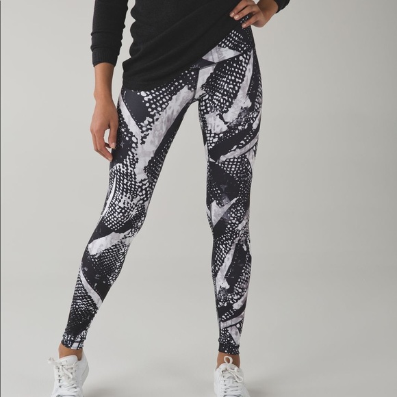 Lululemon Wunder Under Static Mist - Picture 1 of 5